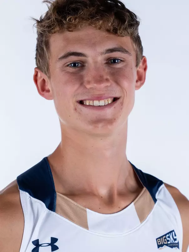 2026 MSU Cross Country Headshots