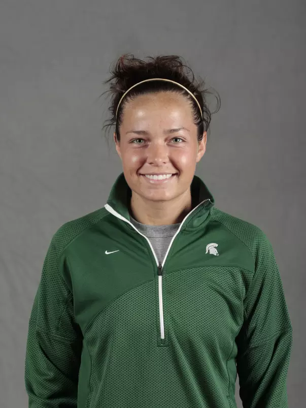 Kristi Timar headshot