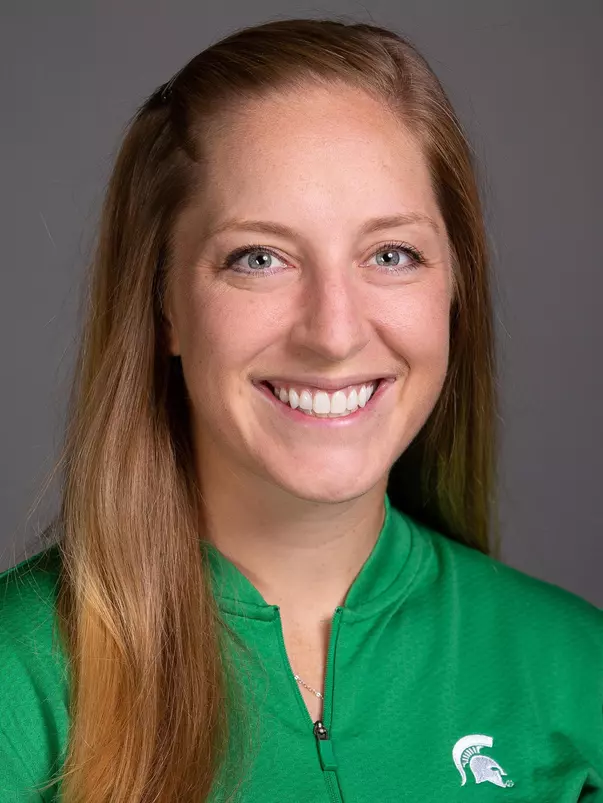 Caroline Powers headshot 2019-20