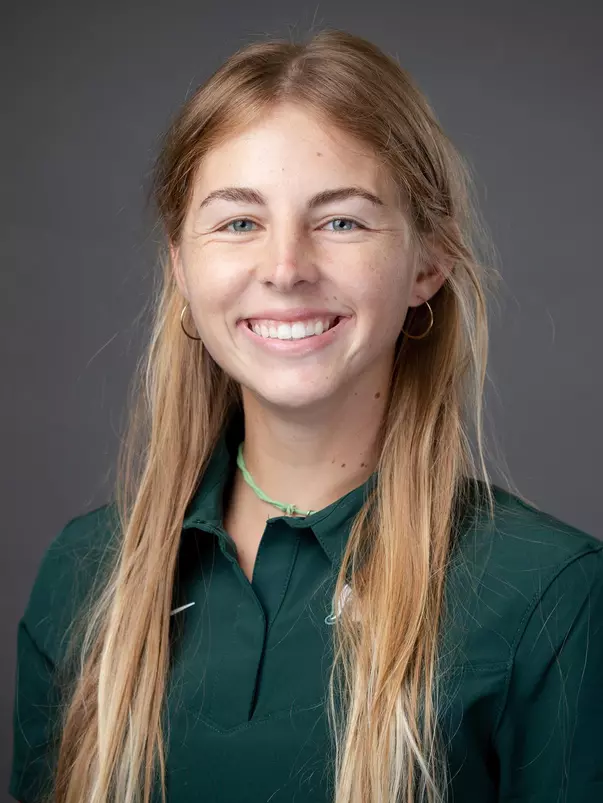 Haylin Harris headshot