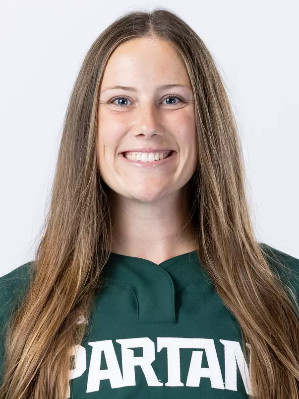 Ashlyn Roberts, headshot, softball, 2024