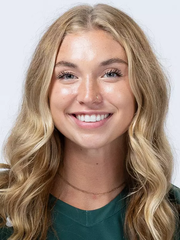 Evie Doezema, headshot, 2023