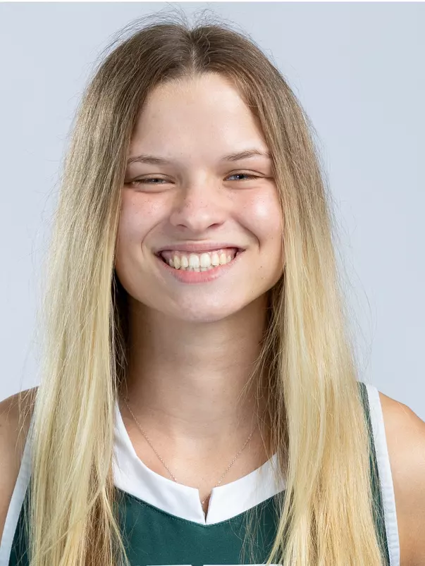 Grace Fronczak 2023 Headshots