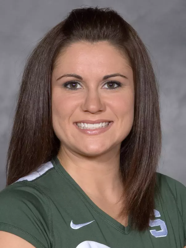 2006 Volleyball Headshot Tracy Bellwood