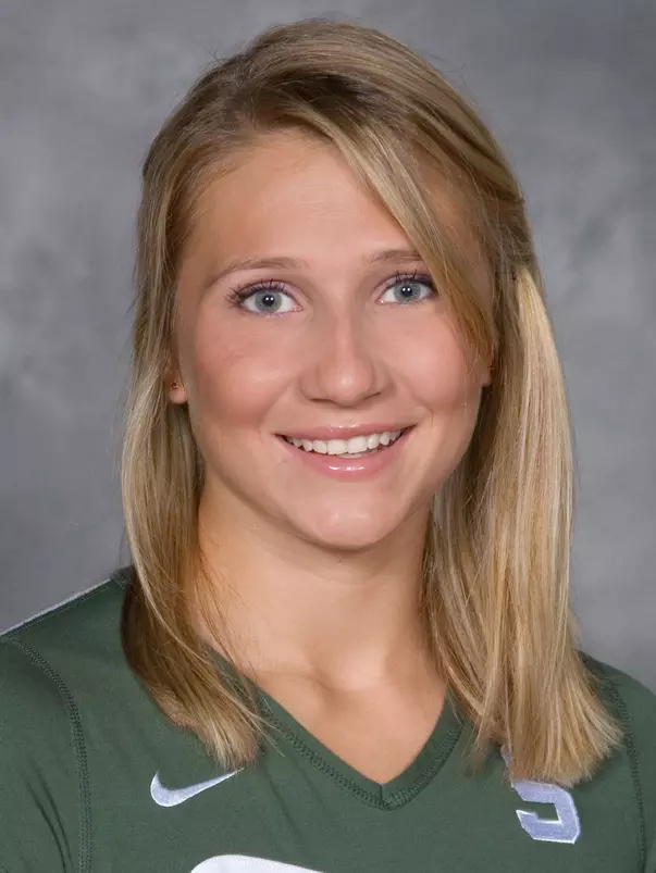 2006 Volleyball Headshot Nicole Colaluca