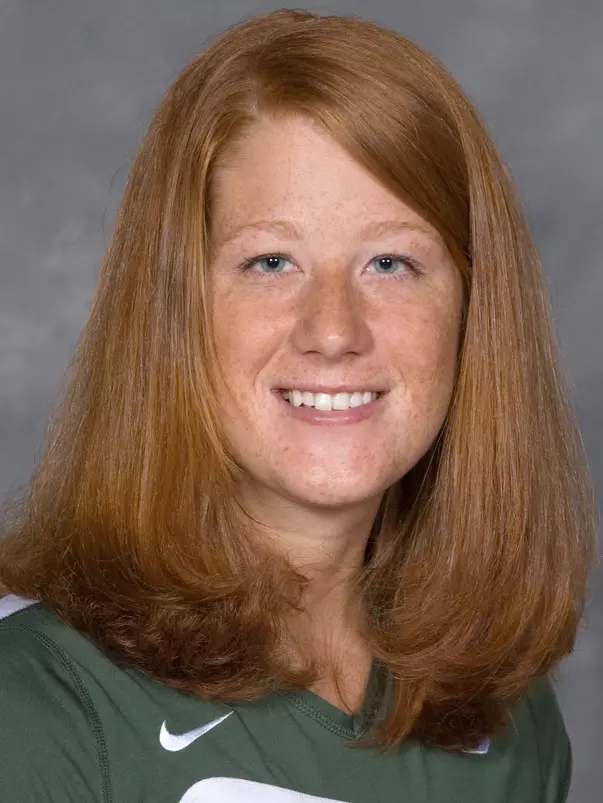 2006 Volleyball Headshot Lisa Naymick