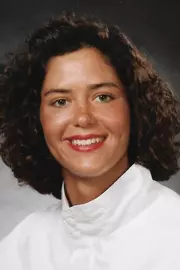 Volleyball Headshot Corinne McNamara