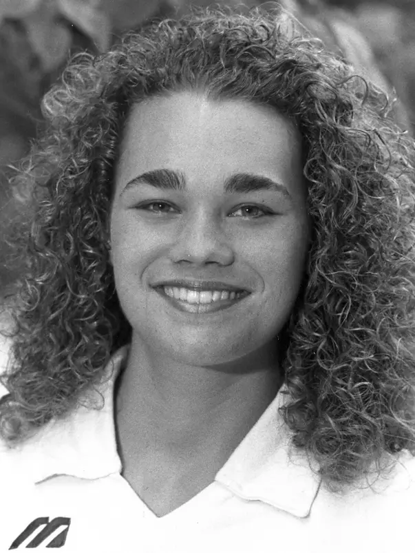 Volleyball Headshot Courtney Debolt