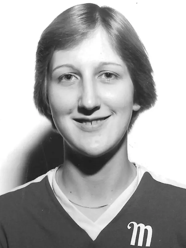 Volleyball Headshot Heidi Musser