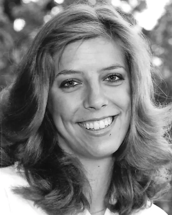 Volleyball Headshot Kris Durst