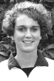 Volleyball Headshot Niki Pahl