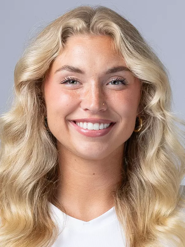 Evie Doezema, volleyball, headshot, 2024