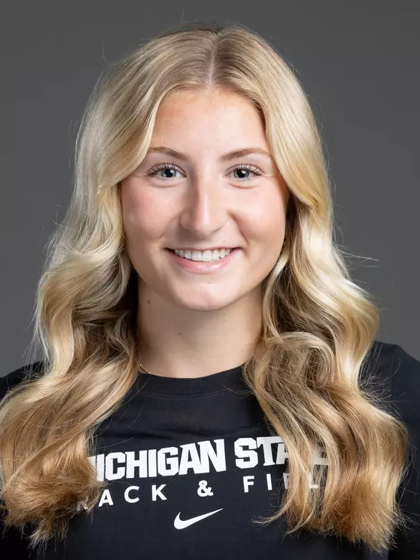 Christensen, Ella Headshot