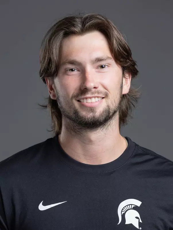 Leedom, Tylor Headshot