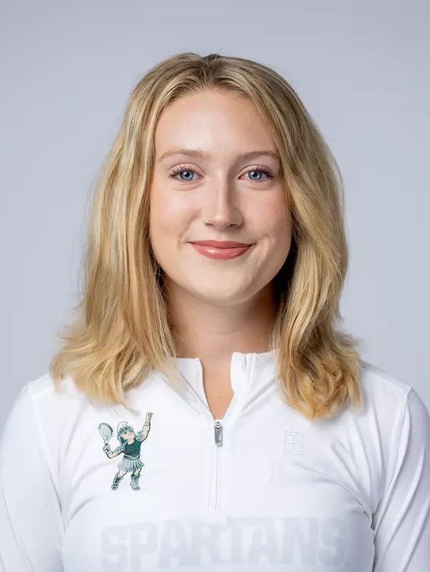 Ellie Blackford 25/26 Headshot