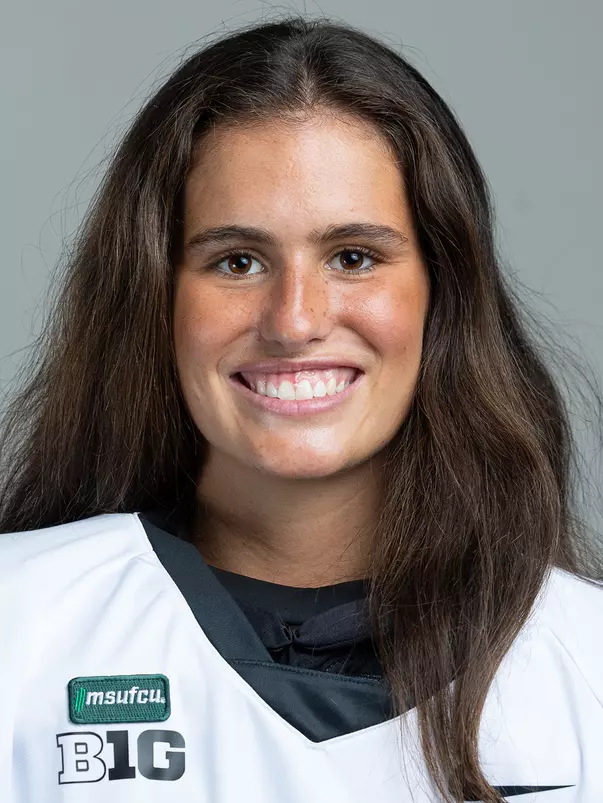 Lola Munoz de Verger Headshot Field Hockey 2026