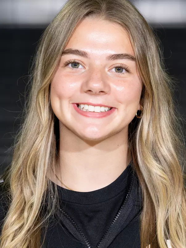 Sarah Simonis Volleyball Manager Headshot 2026