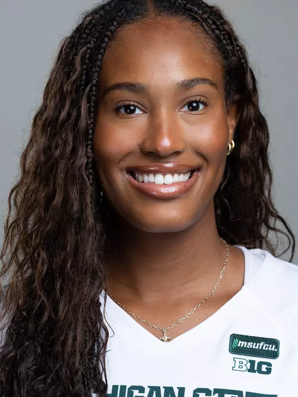Alanna Bankston Volleyball Headshot 2026