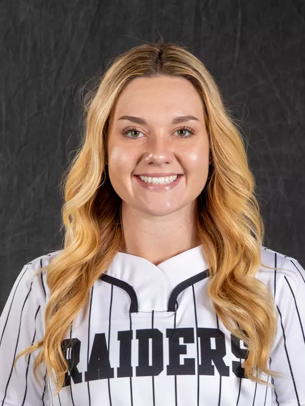 2022 Hailey Bosley Headshot