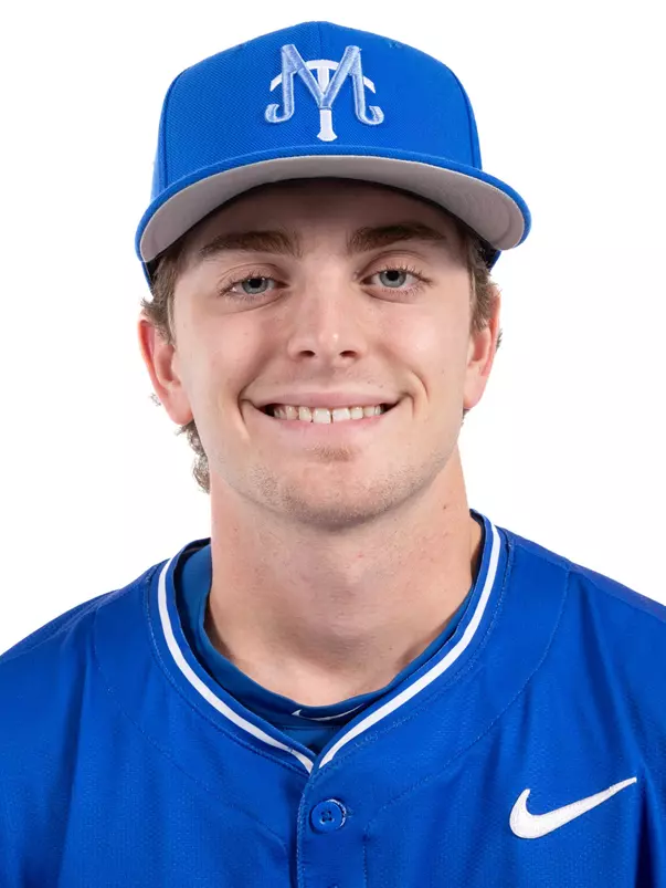 Ollie Akens Headshot 2024