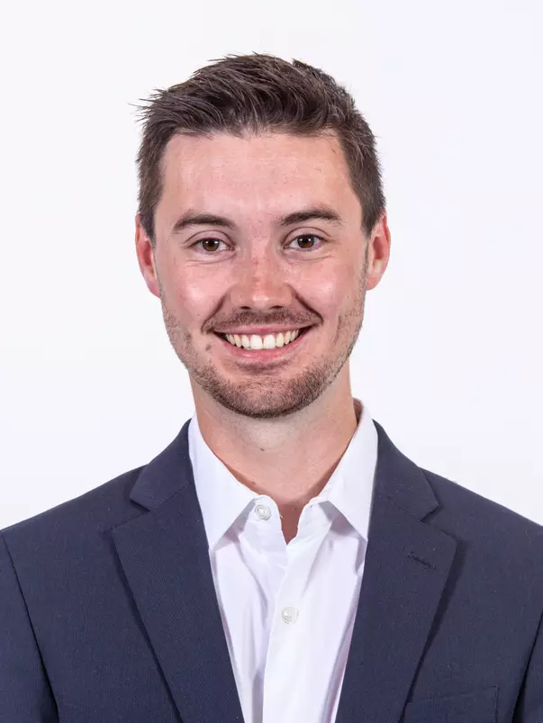 Quinn MacDonald headshot 2024