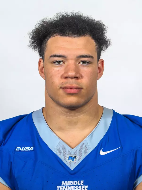 Devyn Curtis headshot 2024