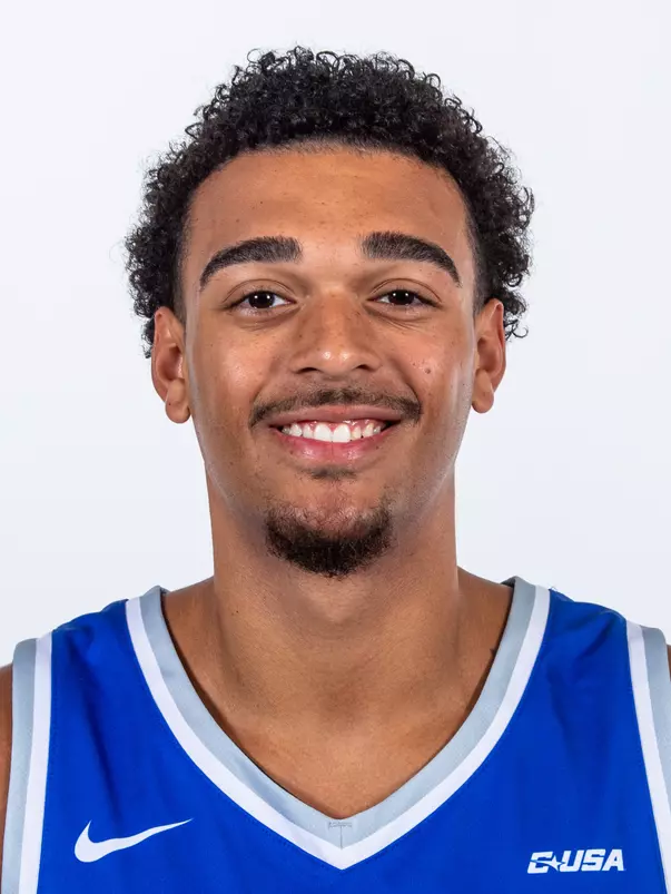 Isiah Lightsy Headshot 2024