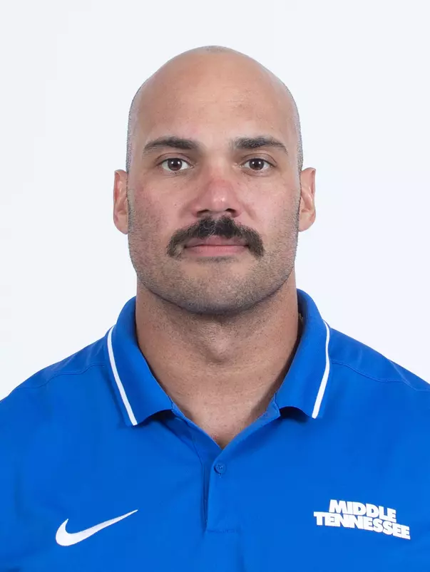 Jamie Blatnick headshot 2024