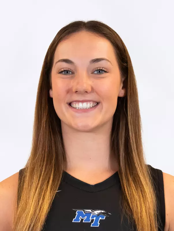 Caroline Macander Headshot 2024