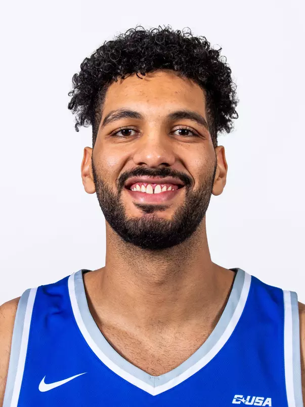 Essam Mostafa Headshot 2024