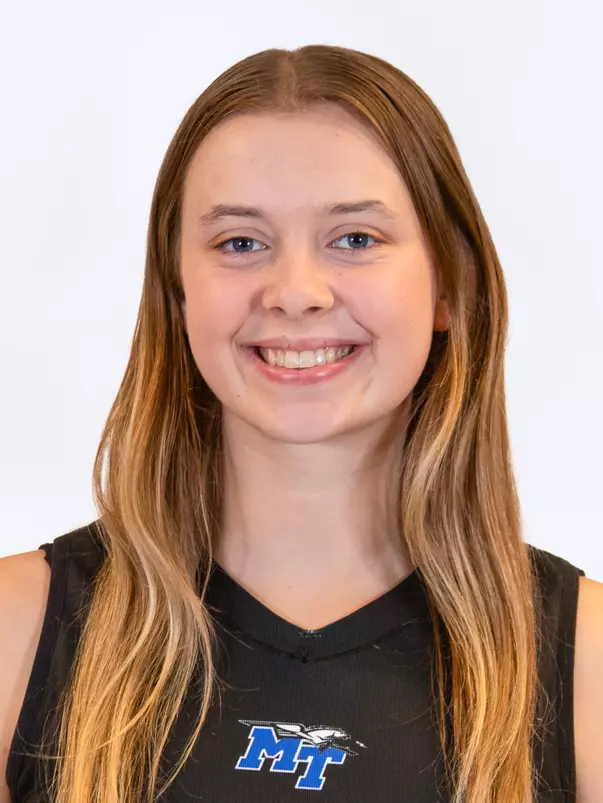 Emma Nilson Headshot 2024