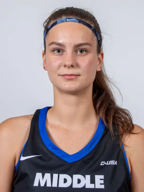 Stacy Kabernick Headshot 24-25