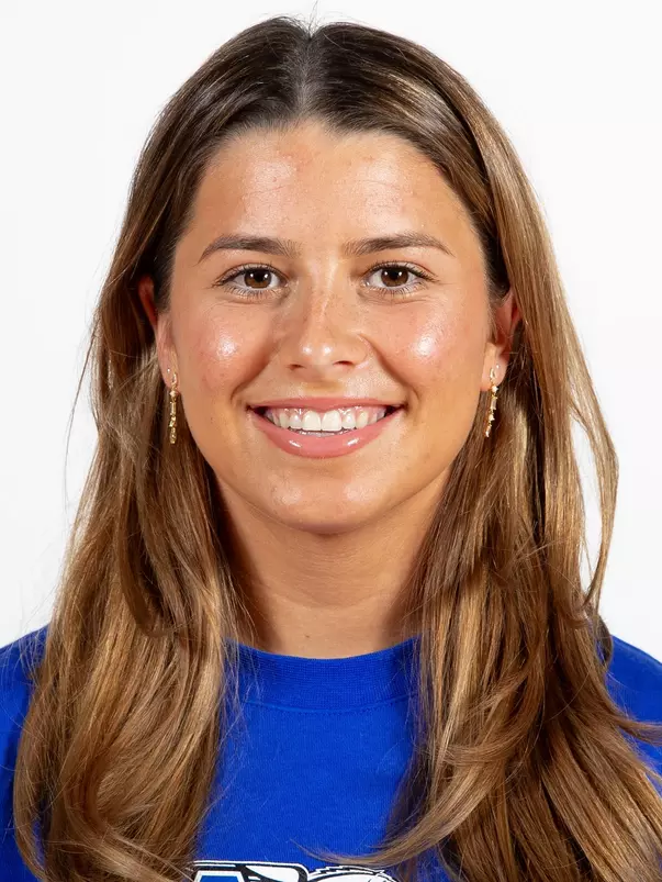 Erin Eisenhart Headshot