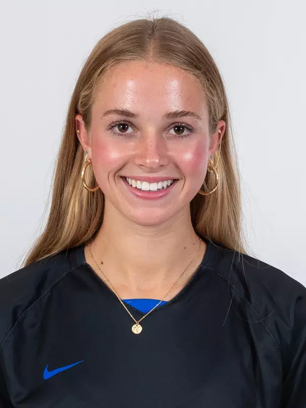 Lexi Dendis Headshot 2024