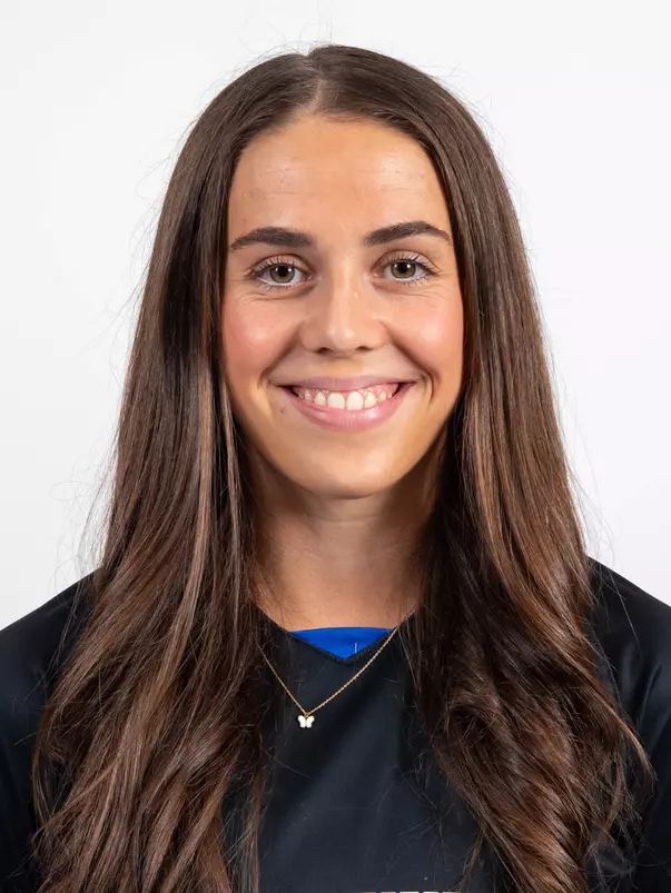 Idun Kvaale Headshot 2024