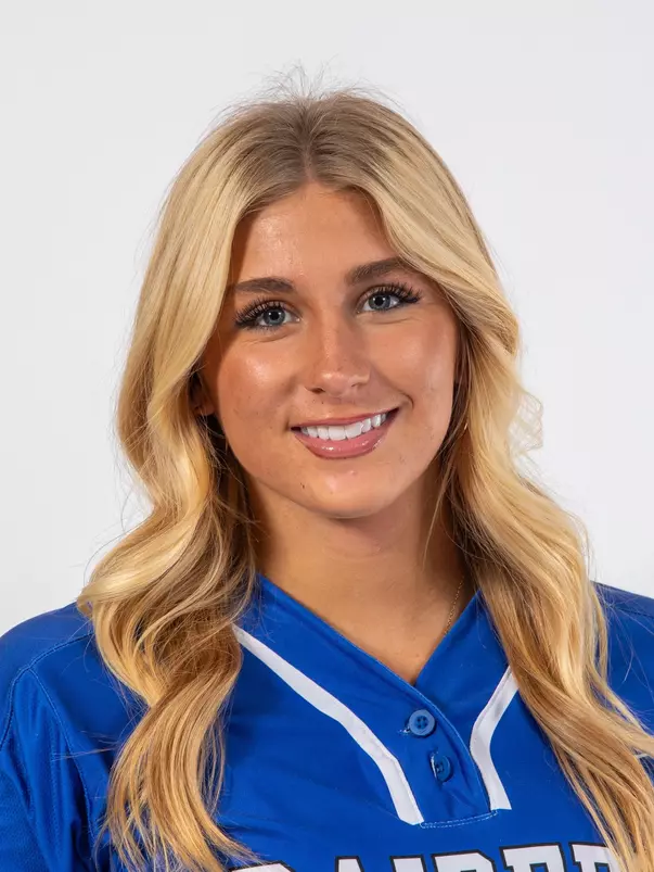 Mady Pint Headshot 2025