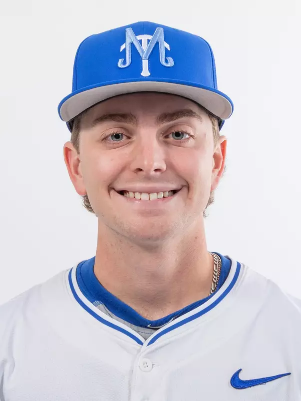 Ollie Akens Headshot 2025