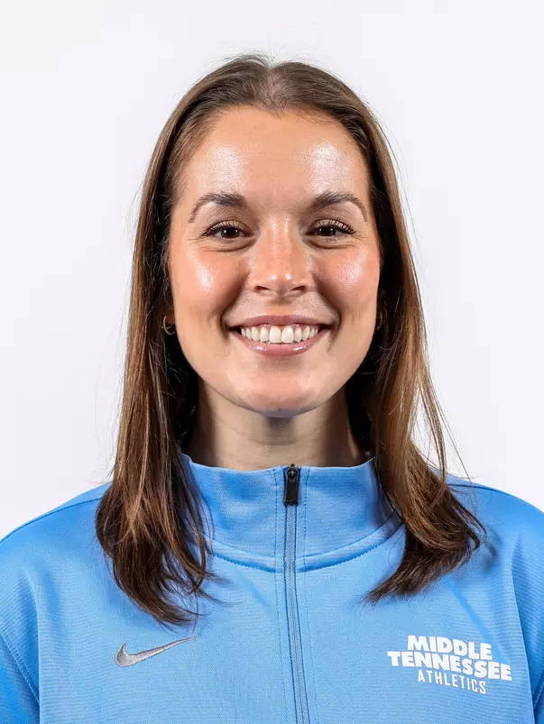 Gomish, Sarah headshot