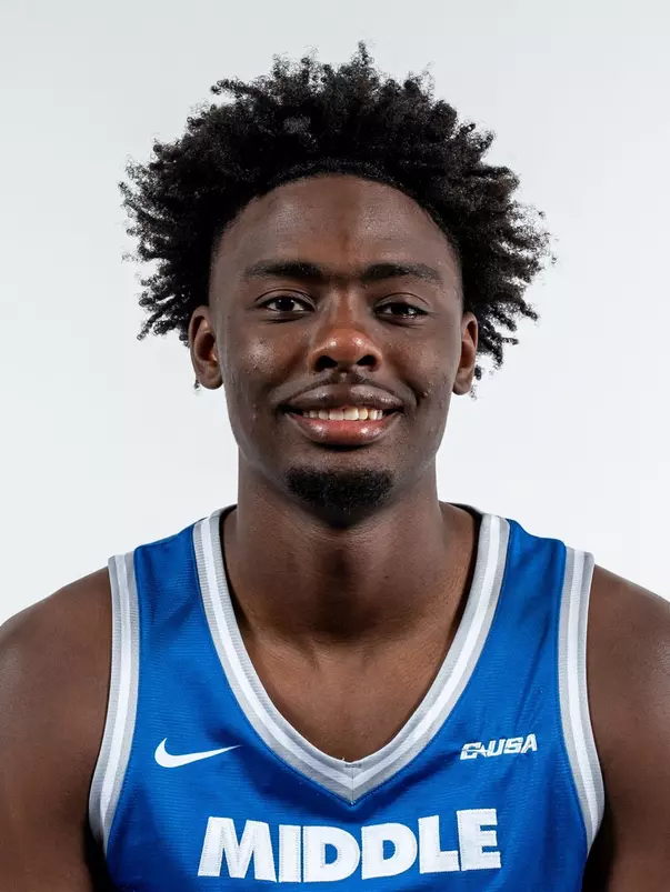 Kamari Lands Headshot 202