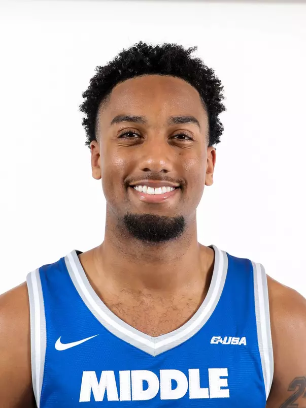 Savon Wykle Headshot 2025