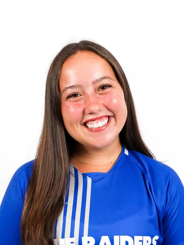 Gabriela Shegota Headshot 2025
