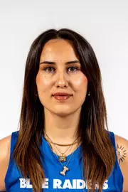 Isil Yilmaz Headshot 2025