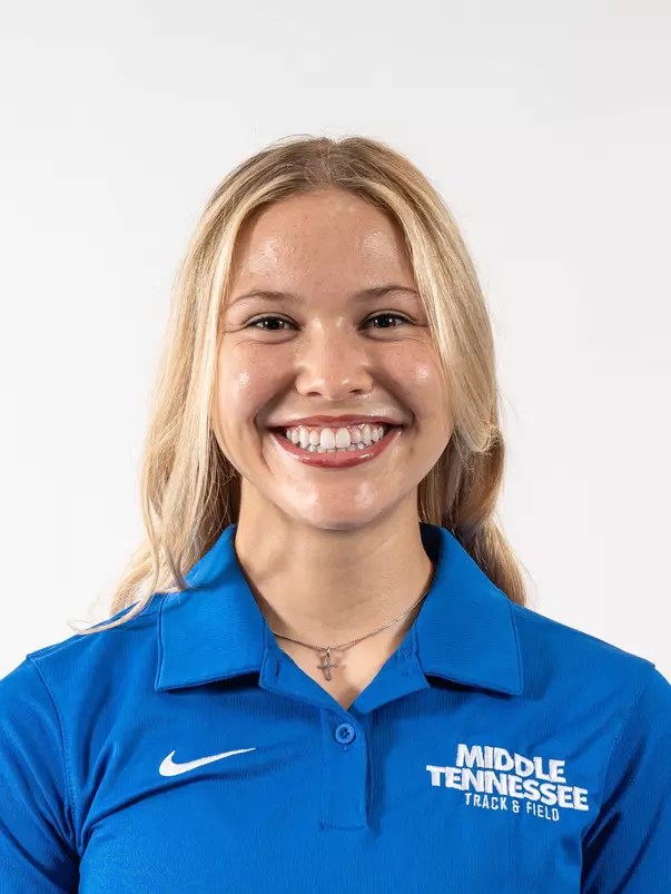 Eleanor Towe Headshot 2025