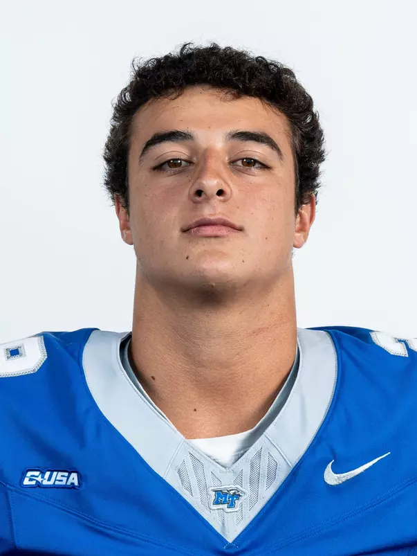 Taylor Ratinaud Headshot 2025