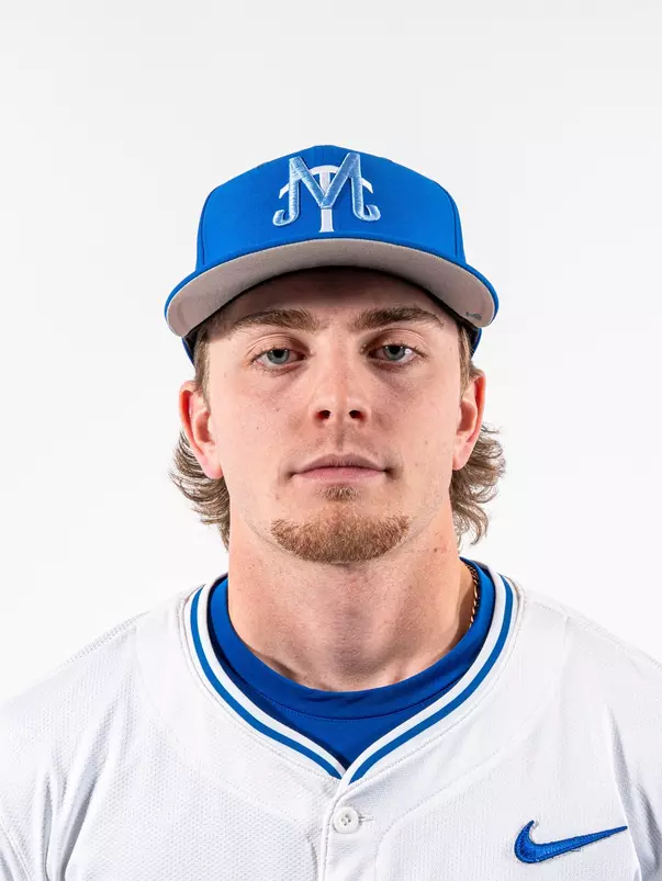 Ollie Akens Headshot 2026