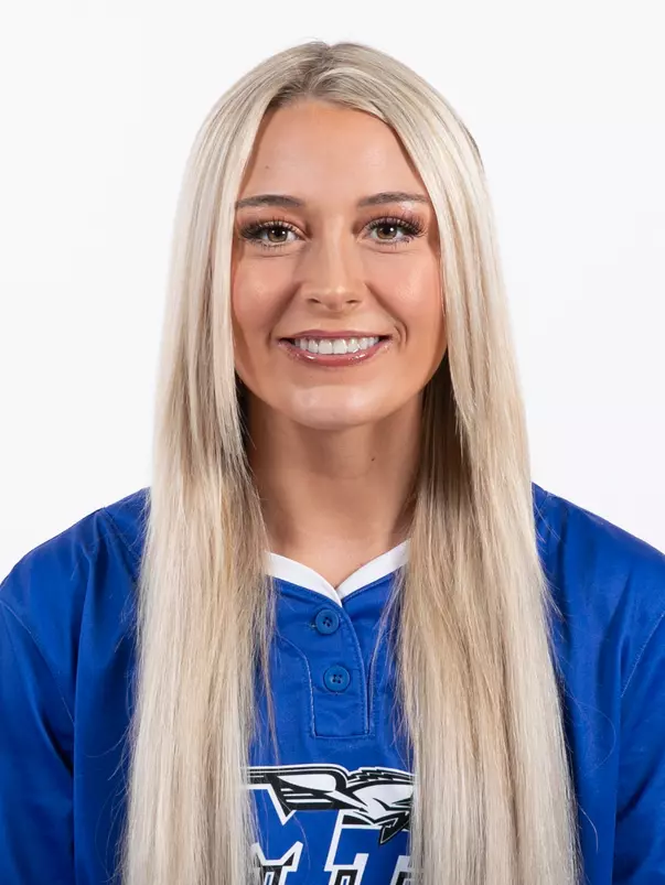 Avery Wynne
