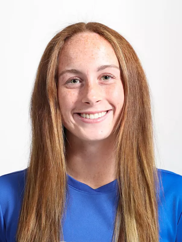 Hailey Crabb Headshot Spring 2026