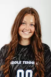 2026 Lydia Itzoe Headshot