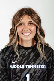 2026 Ella Sellers Headshot