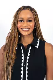 Nina Davis